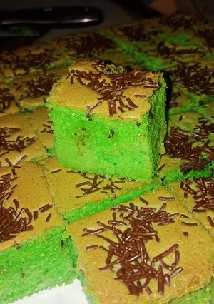 Foto resep Bolu sekat Pandan oven tangkring