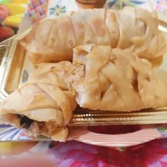 A picture of Pizza roll.