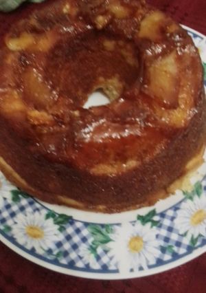 Una foto de Torta de manzana invertida