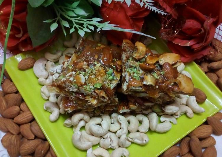 Step-by-Step Guide to Make Any-night-of-the-week Dryfruits chikki