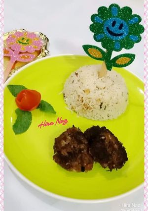 A picture of Kachay Qeema k kabab.