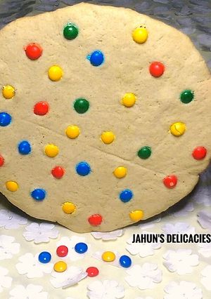 A picture of Giant Cookie.