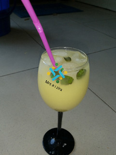 A picture of Ginger lemonade.