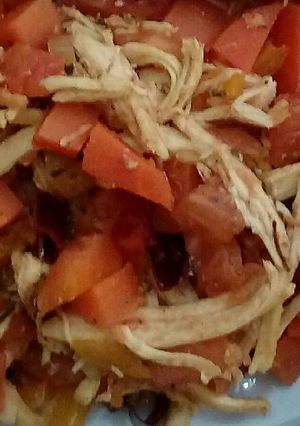 Una foto de Tinga de pollo con zanahoria