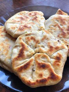 Una foto de Pancitos rellenos en el sartén
