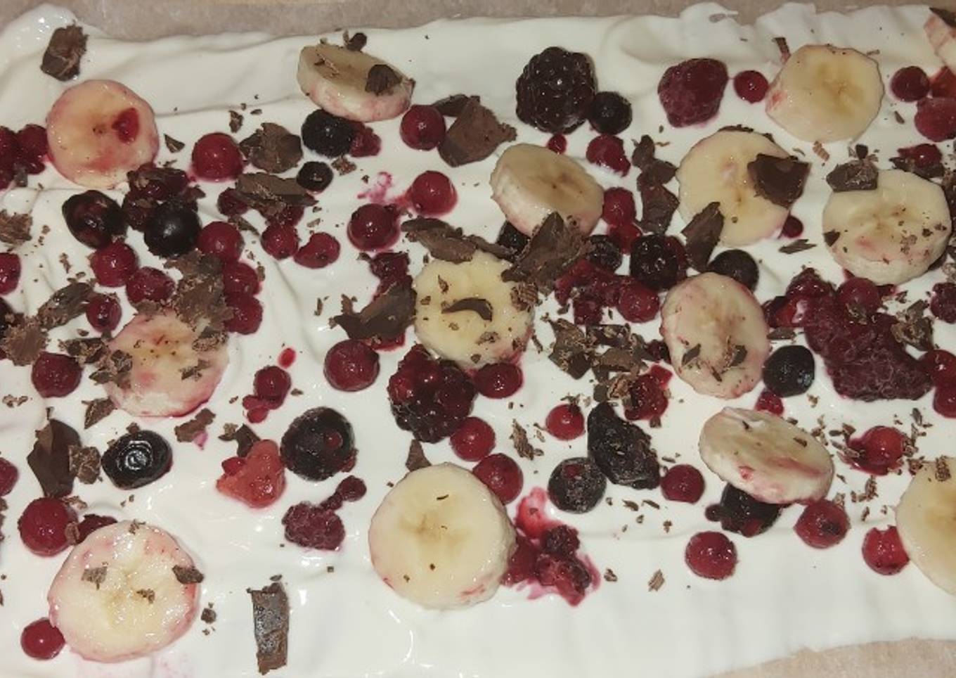 Postre saludable de yogurt griego