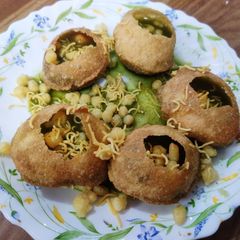 A picture of Pani puri.