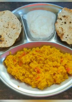 A picture of Vaghareli Khichdi.