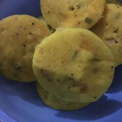 A picture of Veg idli.