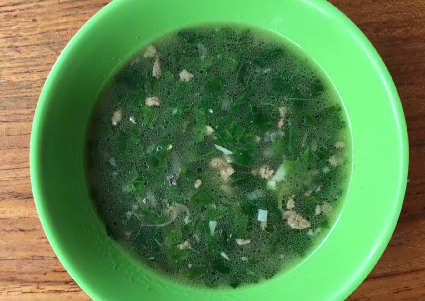 MPASI 1 tahun lebih. Hati ayam sup bayam murni