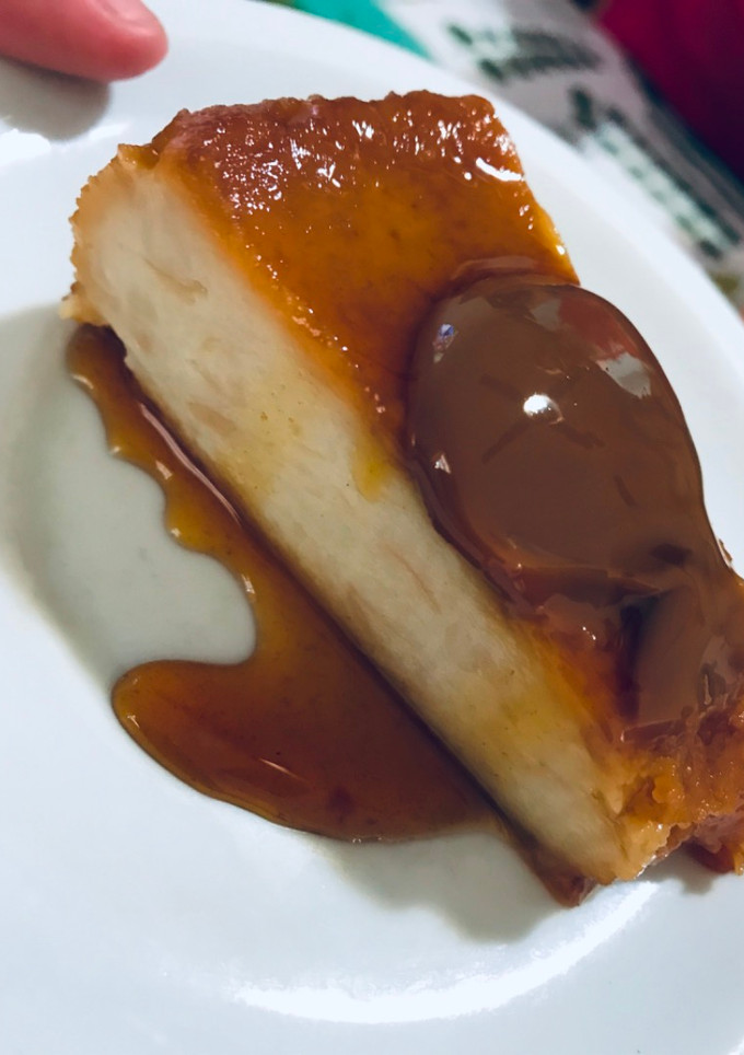Una foto de Budín de pan fácil