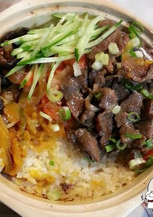 南瓜牛肉煲仔飯 的食譜成品照片