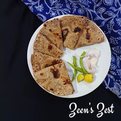 A picture of Buckwheat and Wheat Flour Rotis.