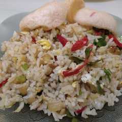 A picture of Nasi goreng bapake.