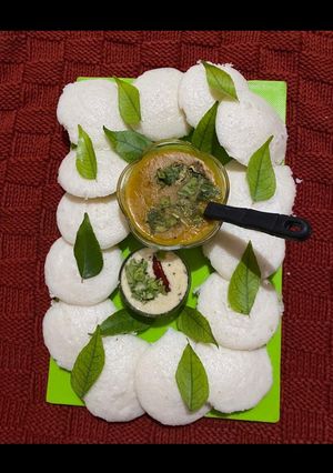ઈડલી (idli recipe in gujarati) રેસીપી મુખ્ય ફોટો