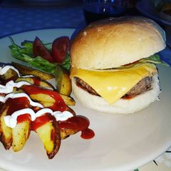 A picture of Easy homemade burgers!.