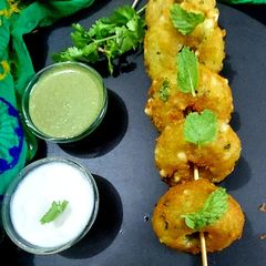 A picture of Hara bhara Sabudana Vada.