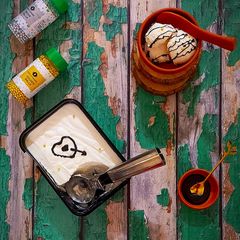 A picture of Vanilla Ice-cream.