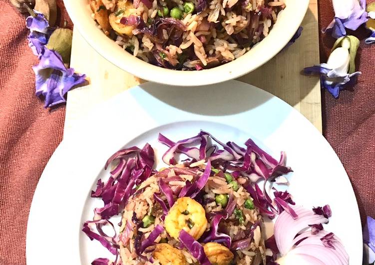 Purple cabbage and shrimp fried rice