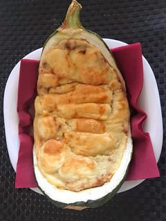 Una foto de Calabacín relleno de carne
