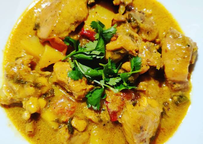 Chicken Stew with Basil Dry Red Chilli Recipe by rama Cookpad