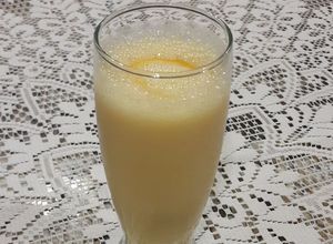 Una foto de Licuado de damasco y naranja