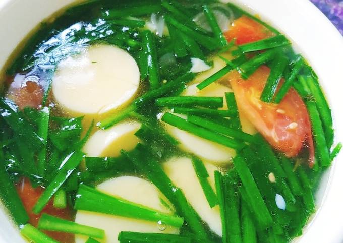 Cách Nấu Canh Cà Chua Trứng Hẹ