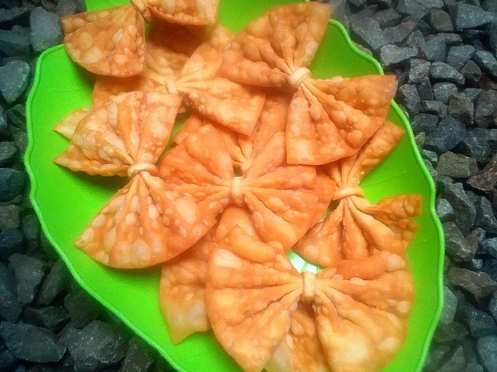 Cara Gampang Membuat Resep  Pangsit goreng pita yang Sempurna, Sempurna