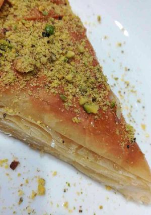 صورة لوصفة بقلاوة بالقشطه