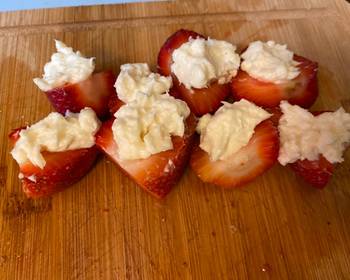 The New Way Serving Recipe Deviled Strawberries Delicious and Healthy