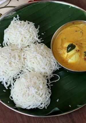 ஐயப்பாடு (கேரளா ஸ்டைரிங் ஹாப்பர்ஸ்) செய்முறை முக்கிய புகைப்படம்