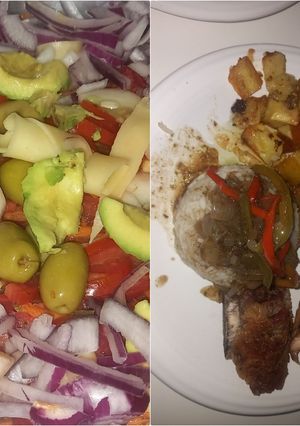 Una foto de Pollo al horno con costillas y arroz
