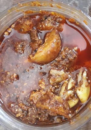 A picture of Amla pickle.