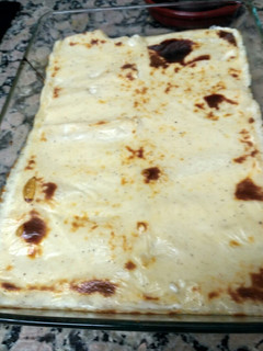 Una foto de Canelones de rape y gambas