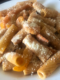 Una foto de Pasta de crema de chipotle con camarones