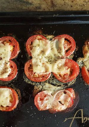 Una foto de Tomates al horno con queso fundido estilo Ana Belén