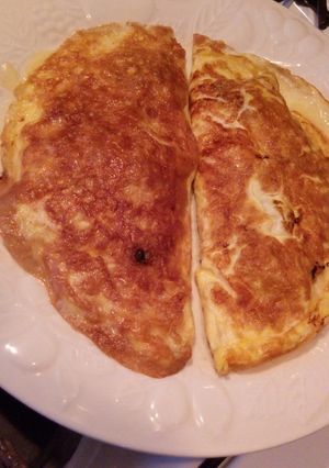 Una foto de Omelette de queso y zapallito