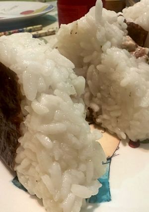 Una foto de Onigiris
