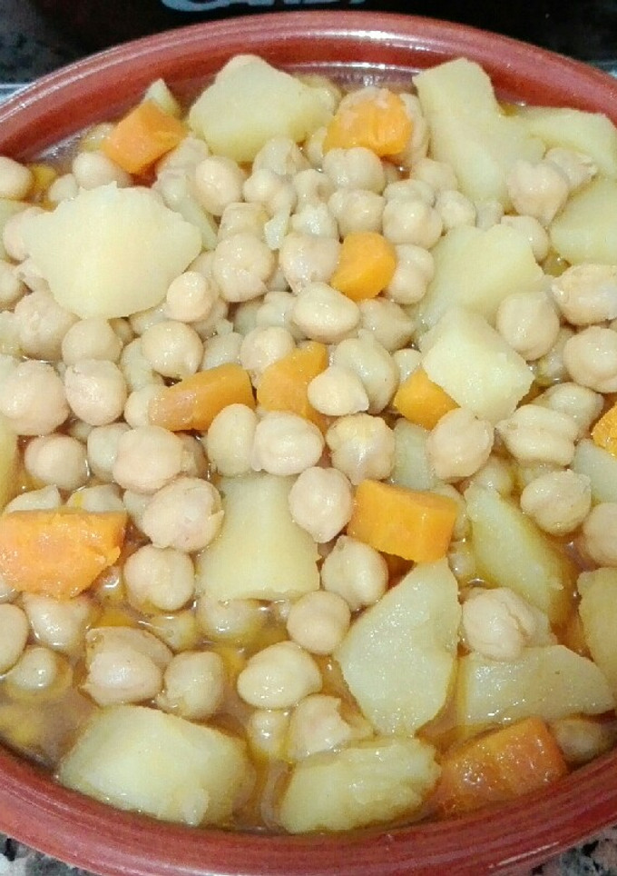 Una foto de Garbanzos 🍜 a mi manera