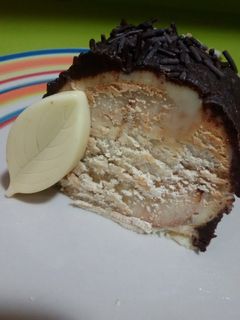 Una foto de Tronco de galletas y dos chocolates