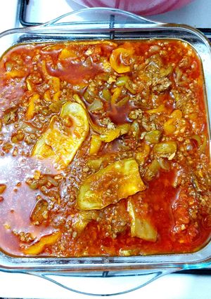 صورة لوصفة منزلة شرايح الكوسا بالبندورة🍅
