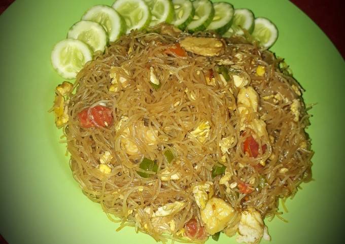 Ini dia! Resep membuat Bihun Goreng Sederhana  nagih banget