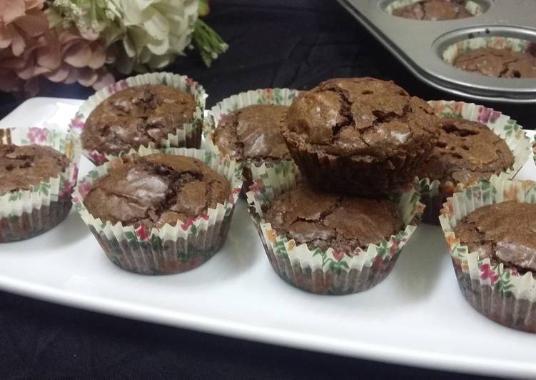 Walnut Supreme Brownie Cupcakes