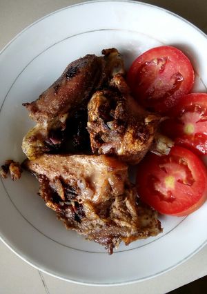 A picture of Roasted chicken #festivecontestkakamega #authormarathon.