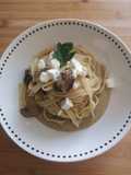 #518 Tagliatelle con crema di funghi e fiocchi di quartirolo 🍝🍄🧀