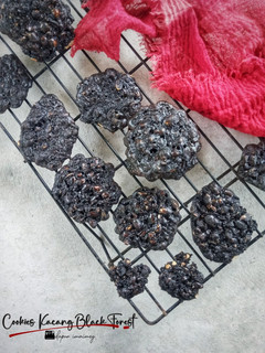 Foto resep Cookies Kacang Black Forest