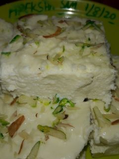 कलाकंद (kalakand recipe in Hindi) रेसिपी मुख्य फोटो