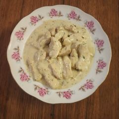 A picture of Cheesy Garlic Chicken.