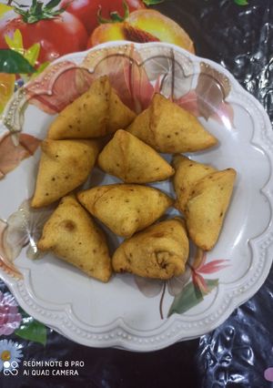 A picture of Mini dry samosa.