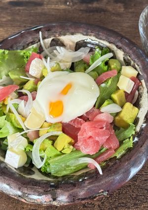 A picture of Maguro (Tsuna) Avocado Salad.